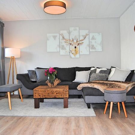 בוס Stilvolles Eifelhaus Am Nuerburgring Mit Eigenem Garten מראה חיצוני תמונה